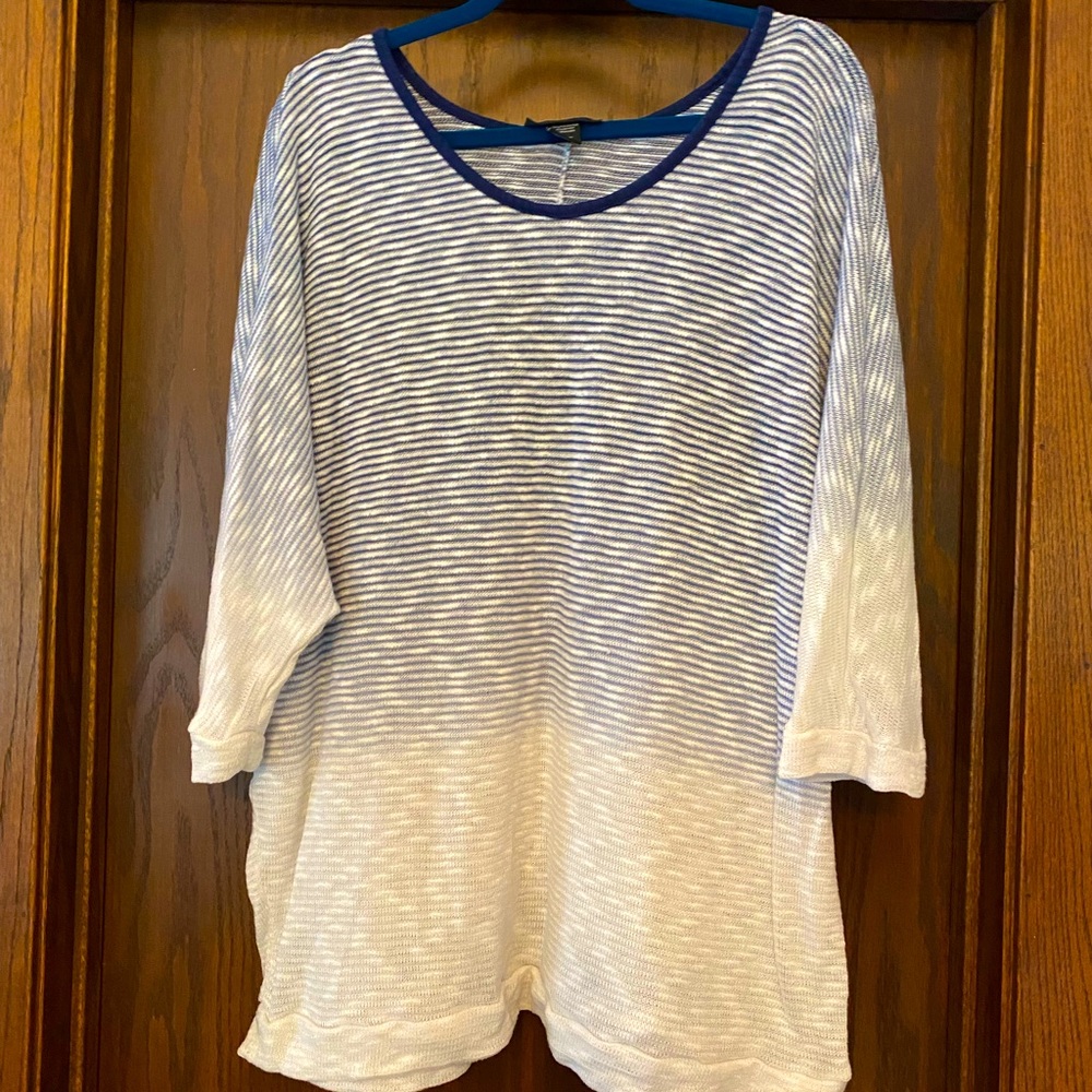Light open knit ombré sweater